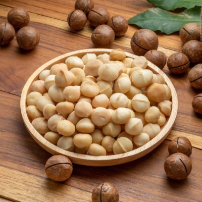 Mắc ca tách vỏ có nhiều công dụng về lợi ích sức khỏe